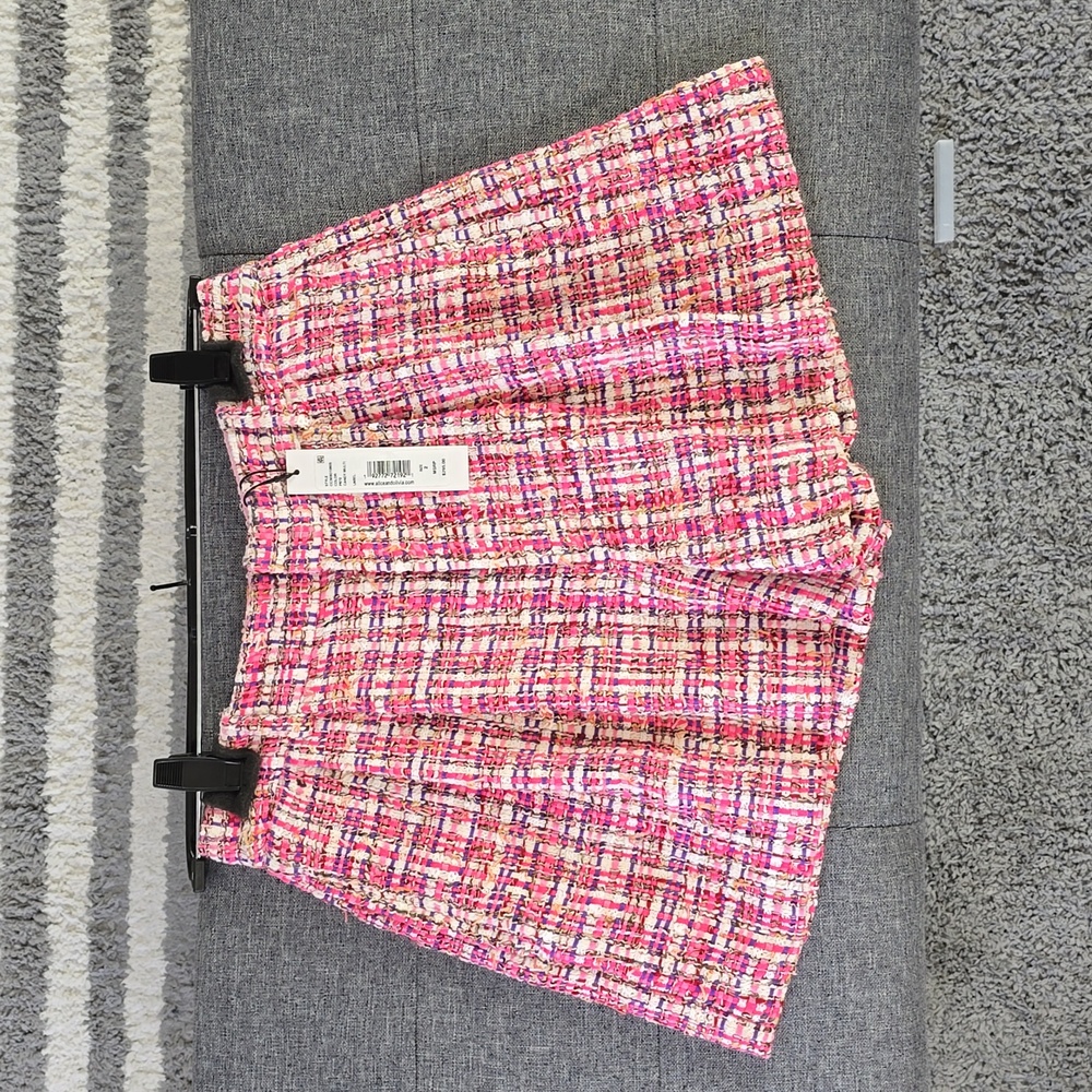 Alice + Olivia Tweed Cropped Jacket XS & Conry Pleated Short Sz 2 - Picture 9 of 9